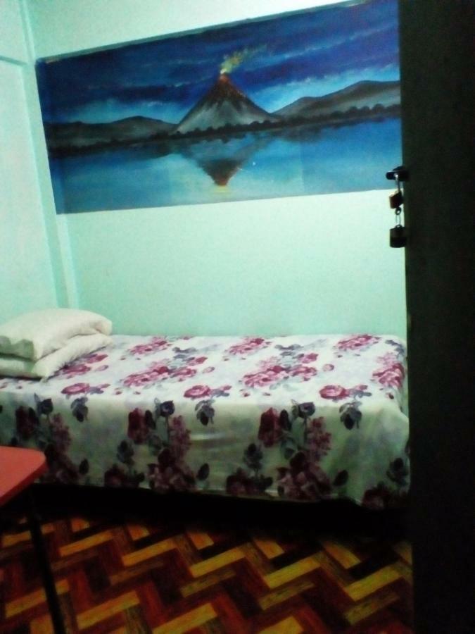 Hostal Del Este Santa Fe San Jose  Bagian luar foto
